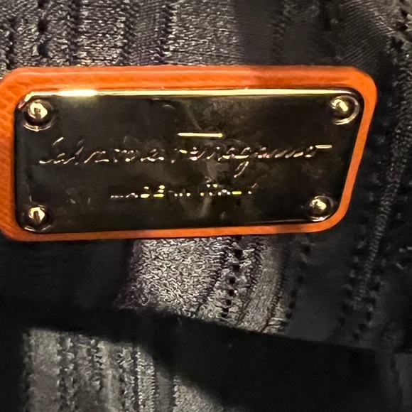 Salvatore Ferragamo: Sofia Leather Bag, Orange. 
Beautiful Bag! - Picture 6 of 7